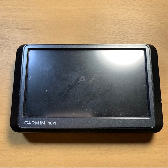 Garmin Nuvi 255 GPS System w Charger and Car Mount - Picture 4 of 13